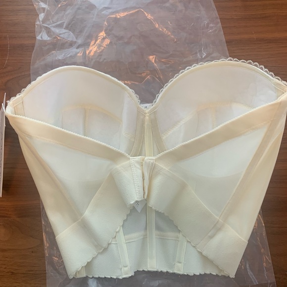 Bare Necessities Noemi Strapless Longline Bra - Picture 4 of 5